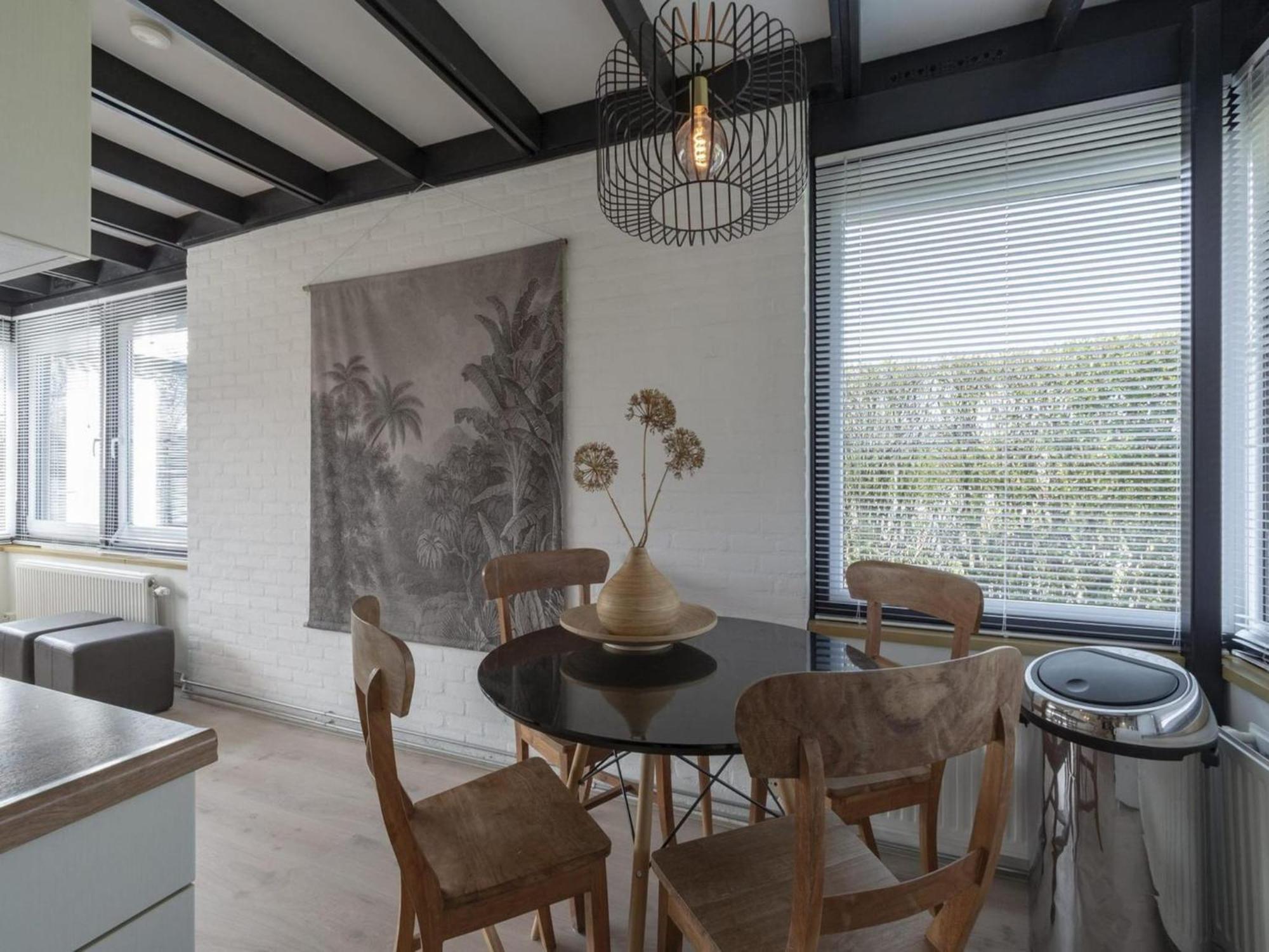 Attractive Bungalow With Modern Furnishings Sint Maartensvlotbrug Eksteriør billede