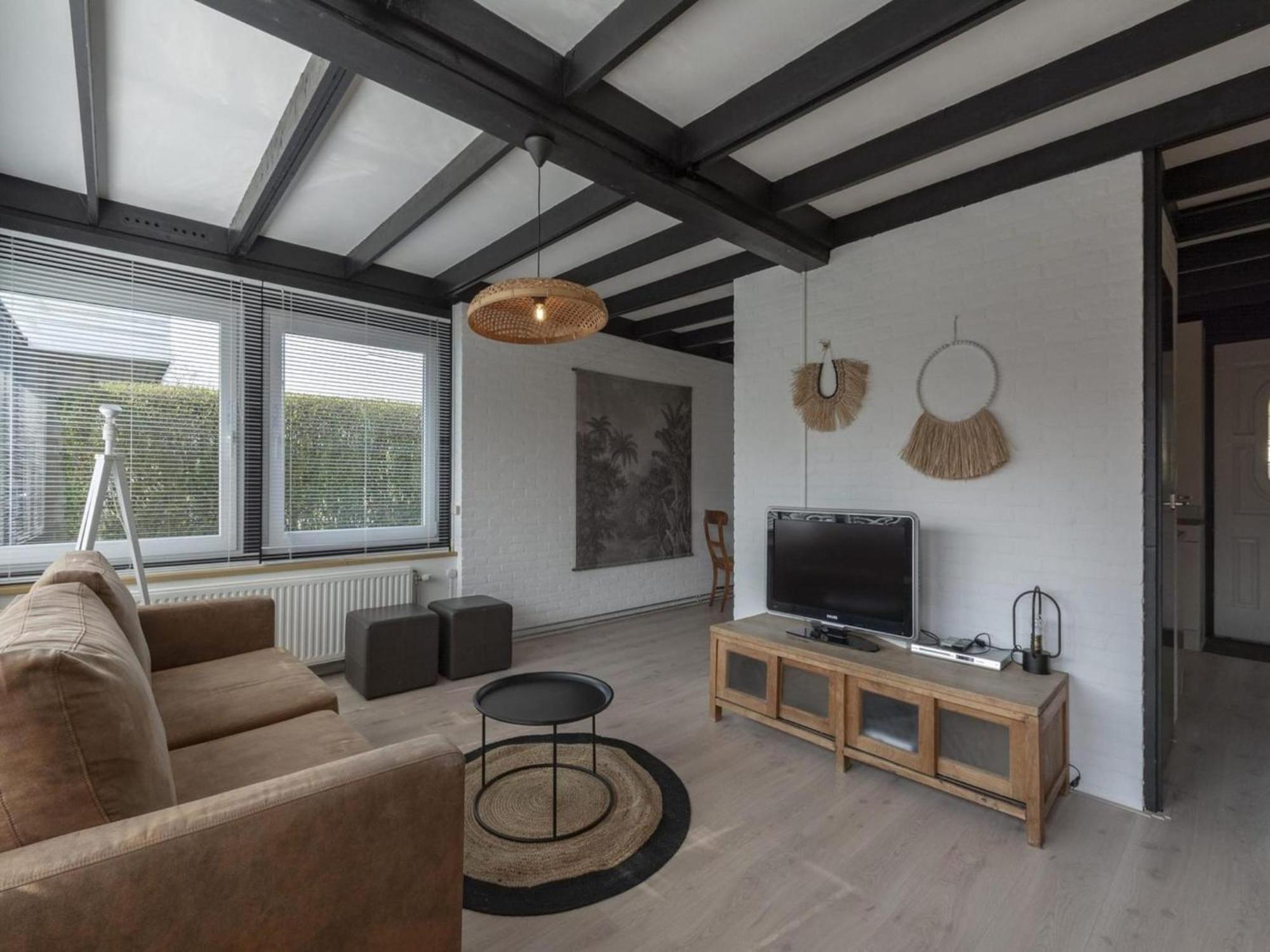 Attractive Bungalow With Modern Furnishings Sint Maartensvlotbrug Eksteriør billede